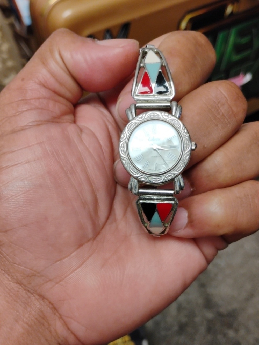 COLLEZIO SOUTHWESTERN STYLE ENAMEL INLAY SILVER FLEX BAND WATCH